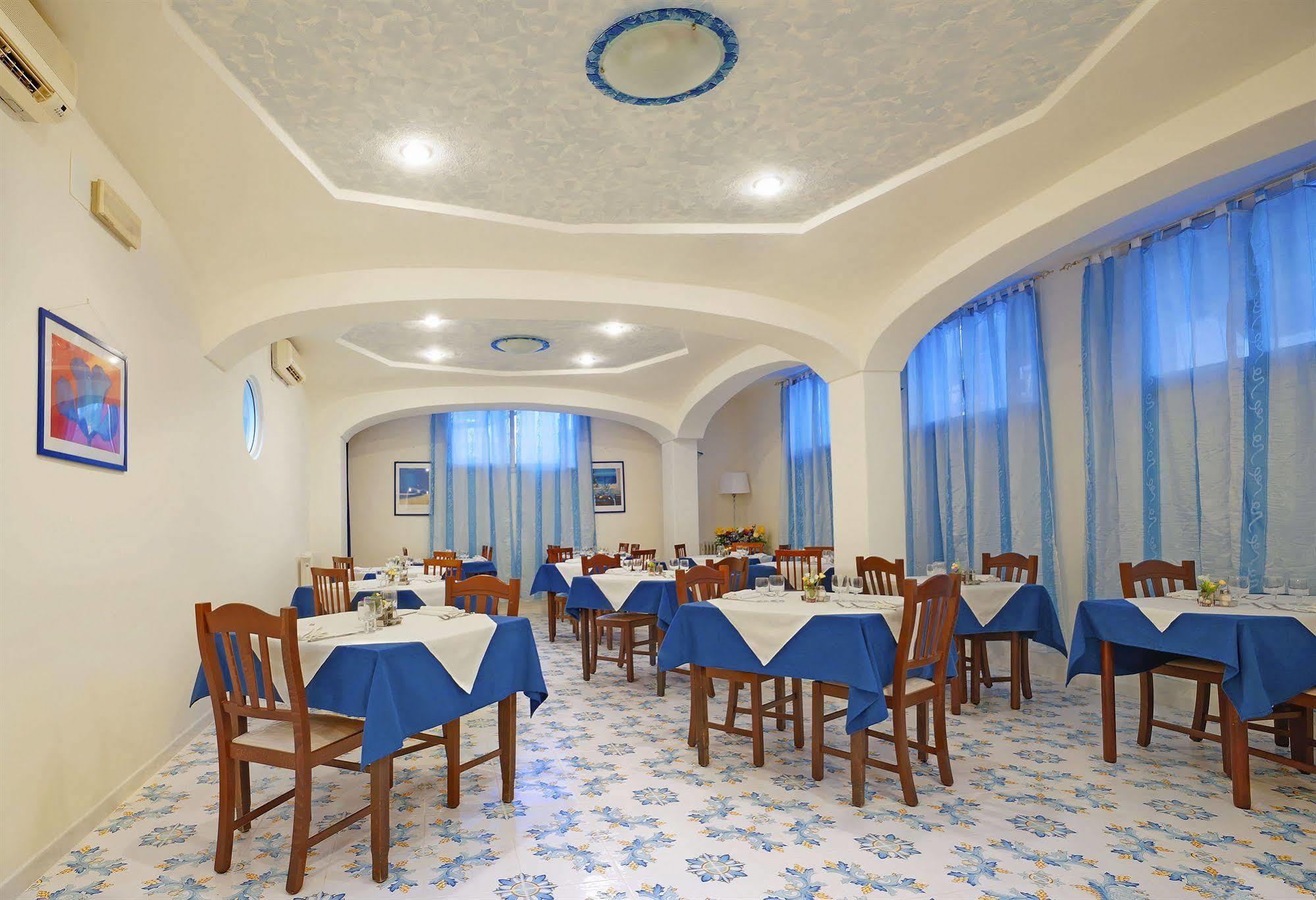 Iris Hotel Forio  Екстер'єр фото