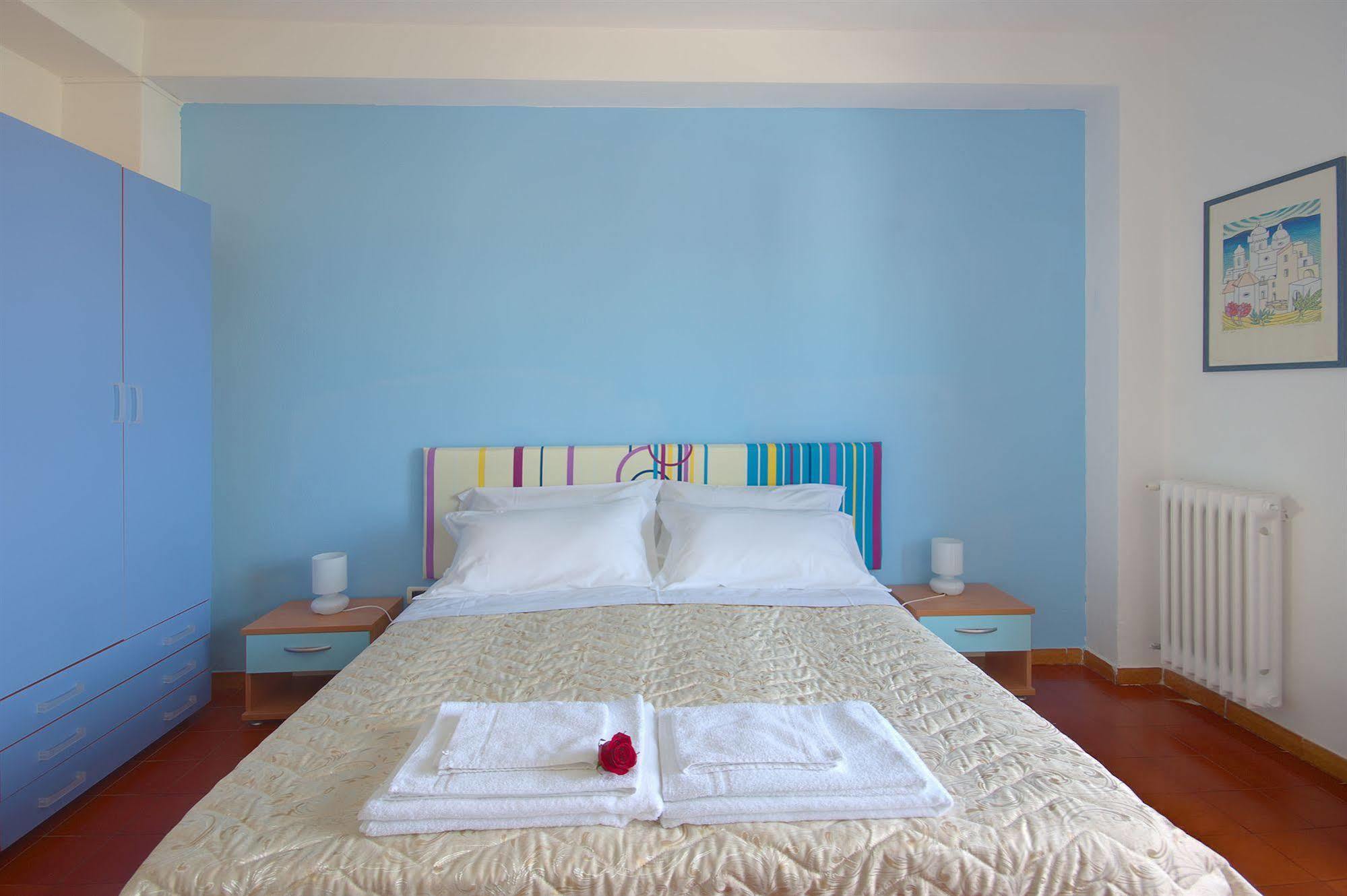 Iris Hotel Forio  Екстер'єр фото